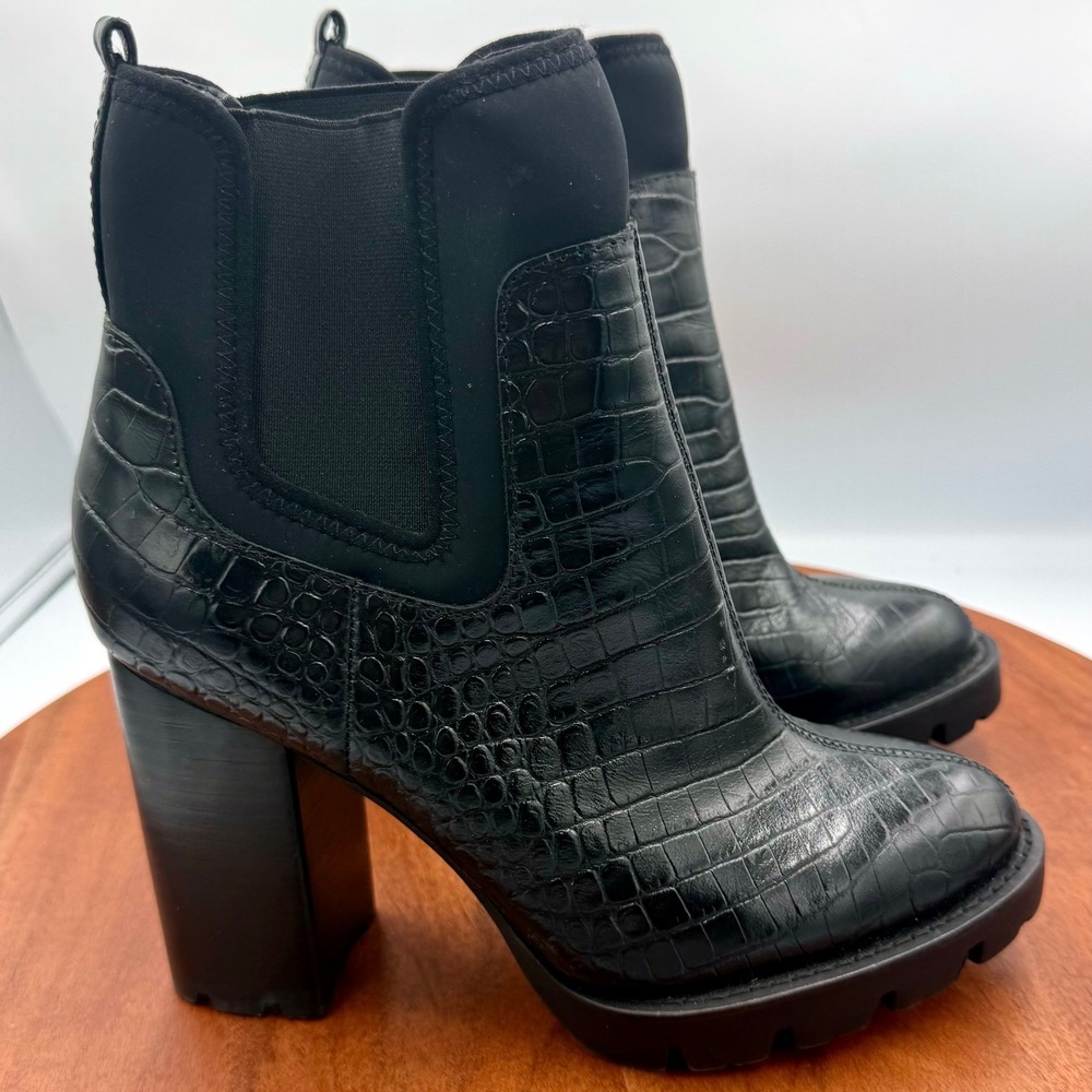 Charles David Grady Black Leather Platform Ankle Boots Croc Embossed Womens 7